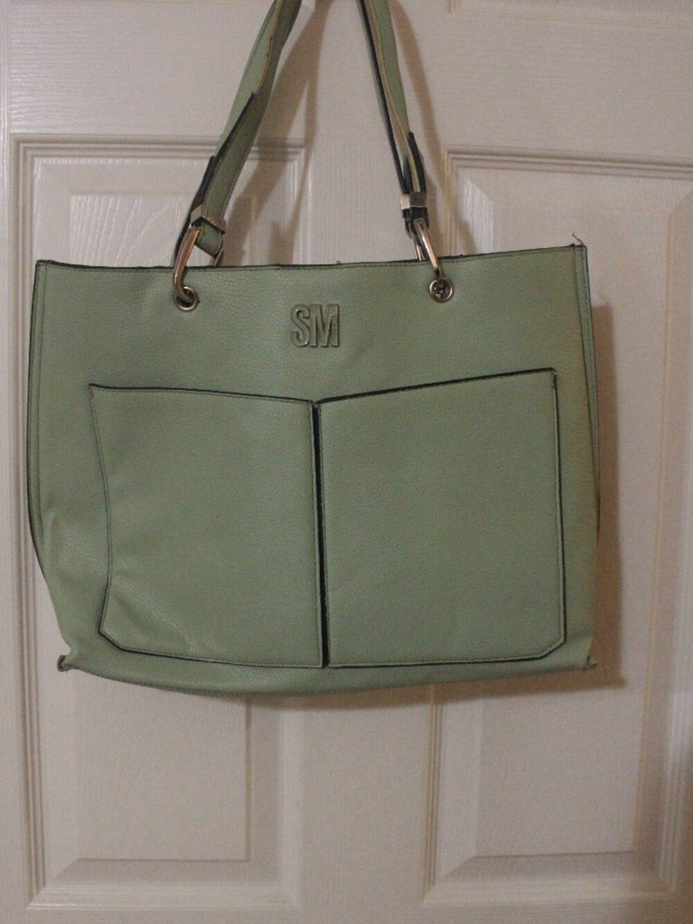 Title: Steve Madden Sage Green Tote with Floral Lining